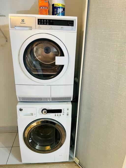 Deluxe Suite Τορόντο Εξωτερικό φωτογραφία